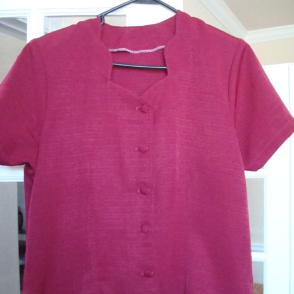 NEW CUTE CUSTOM STITCHED 2PC BURGUNDY SKIRT/BLOUSE SET